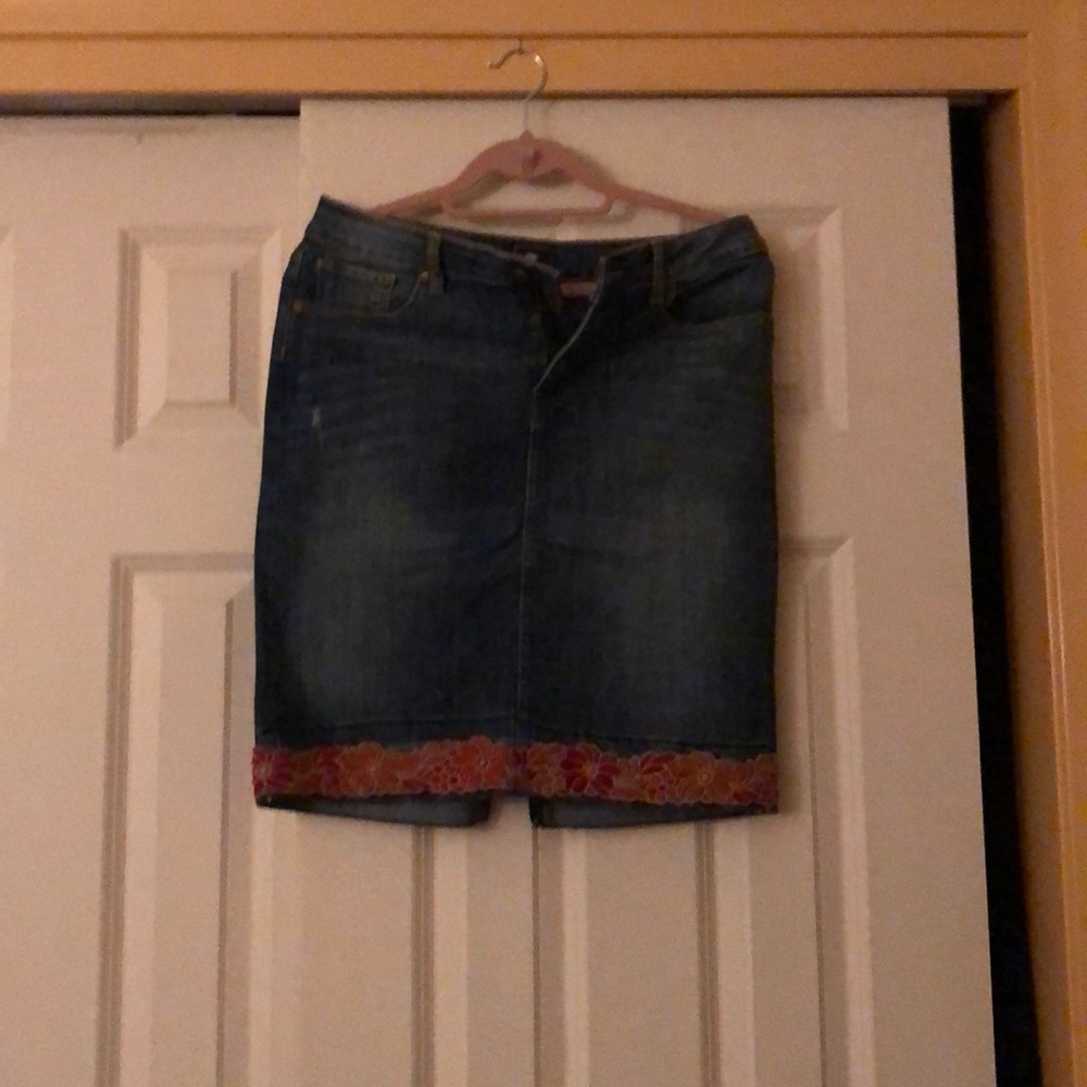 Women's denim gap skirt